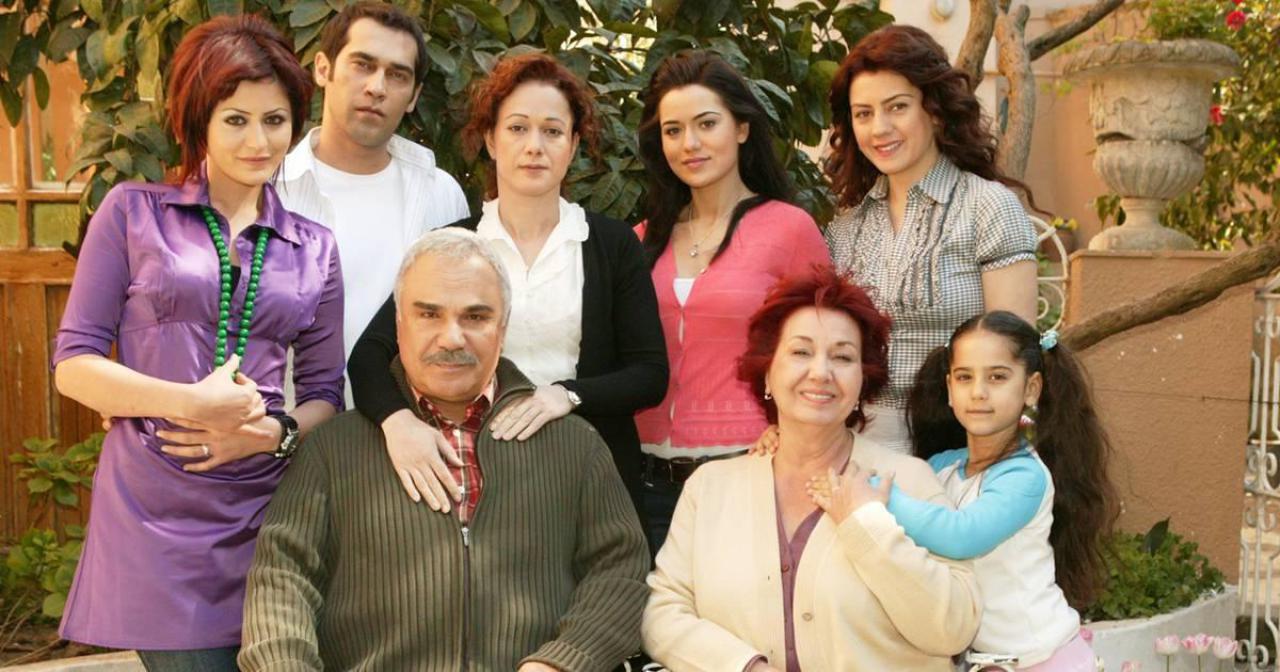 مسلسل الاوراق المتساقطة الموسم الاول الحلقة 49 مدبلجة